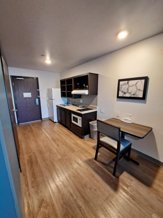 Woodspring Suites Fargo North Near Ndsu 外观 照片