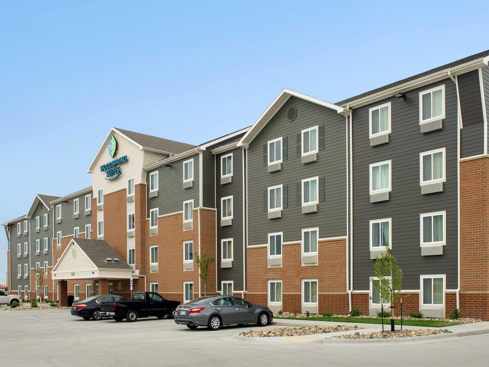 Woodspring Suites Fargo North Near Ndsu 外观 照片