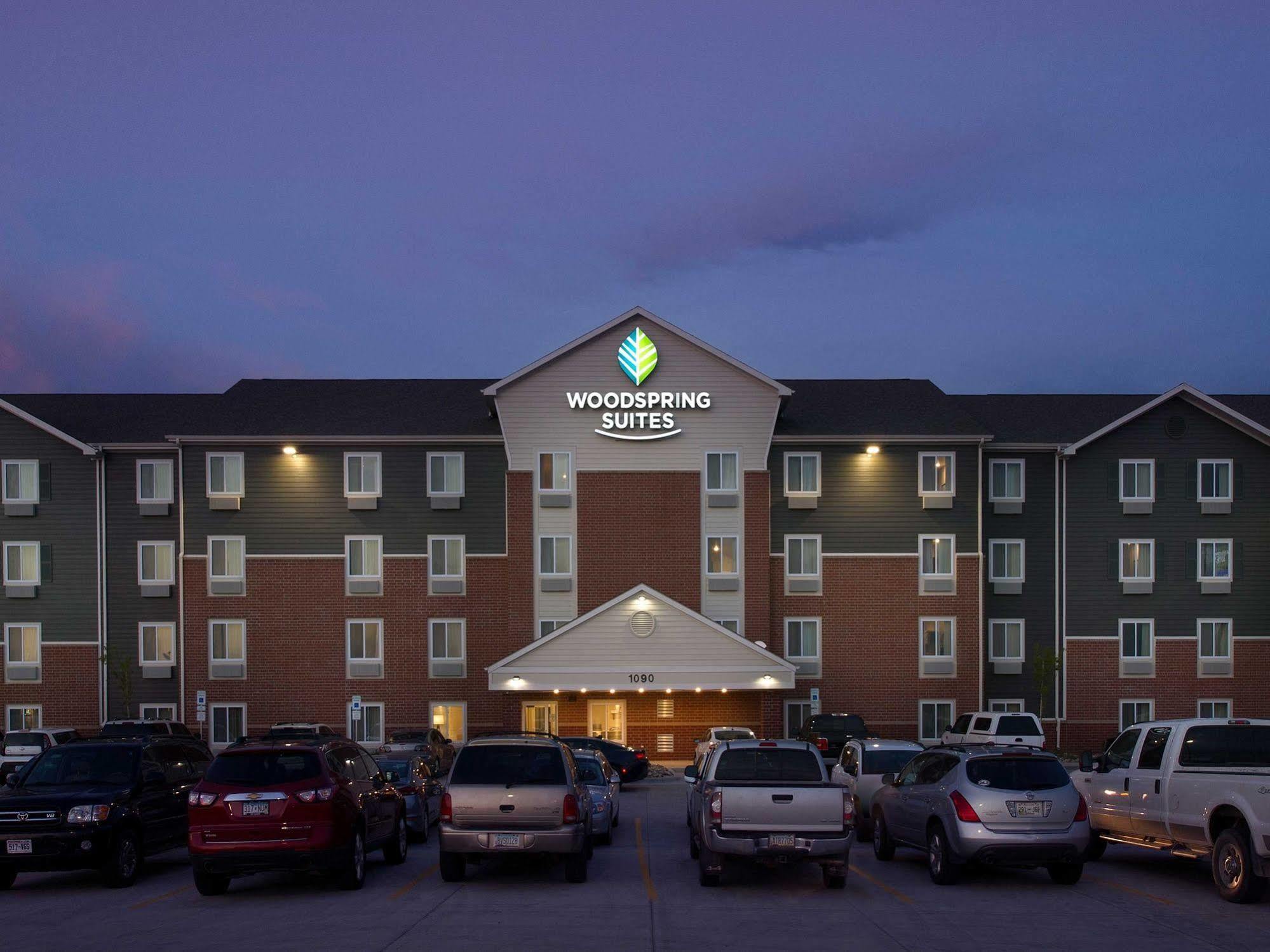 Woodspring Suites Fargo North Near Ndsu 外观 照片